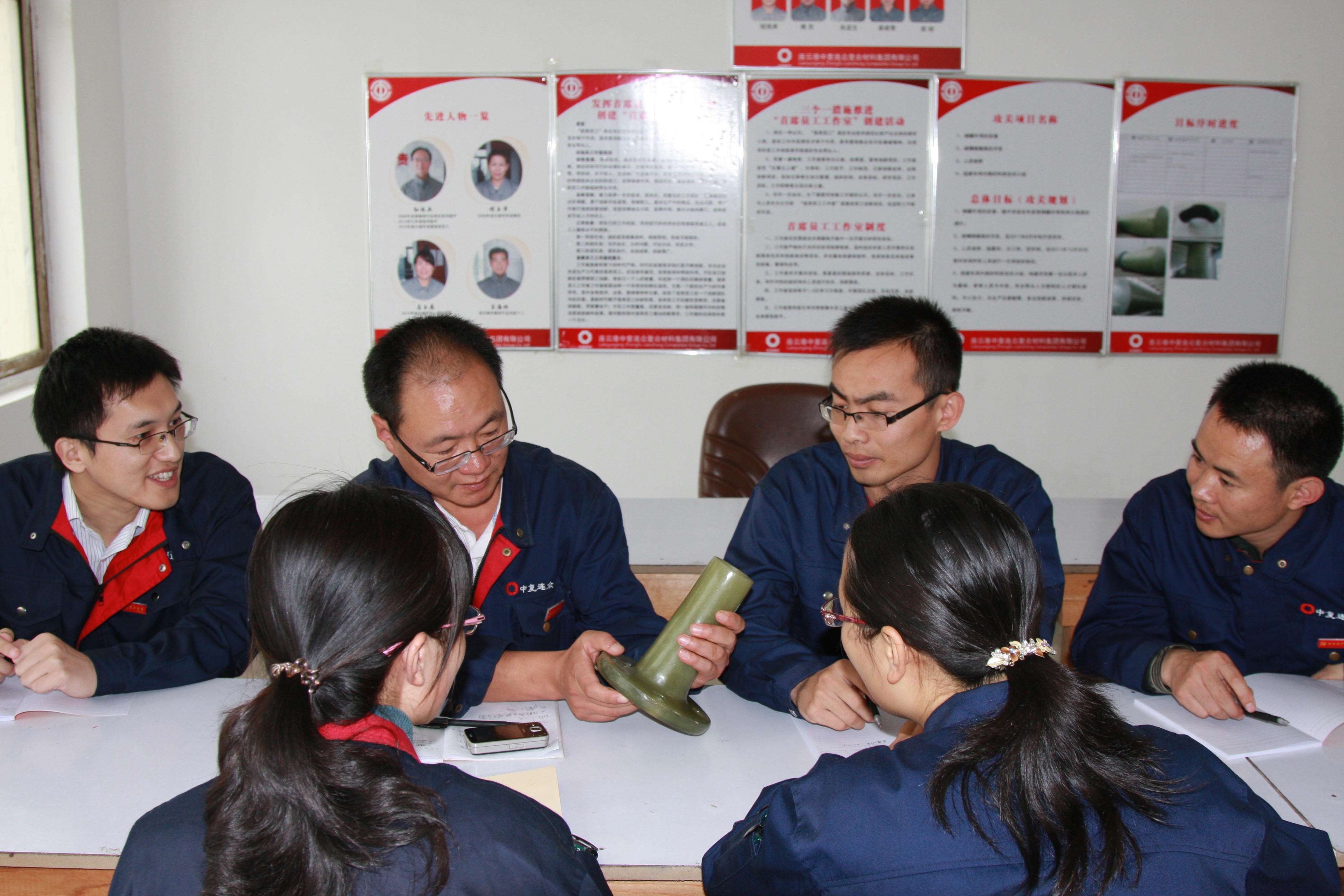 ���˱������ܡ�����Ժ�����������һ�����칤��