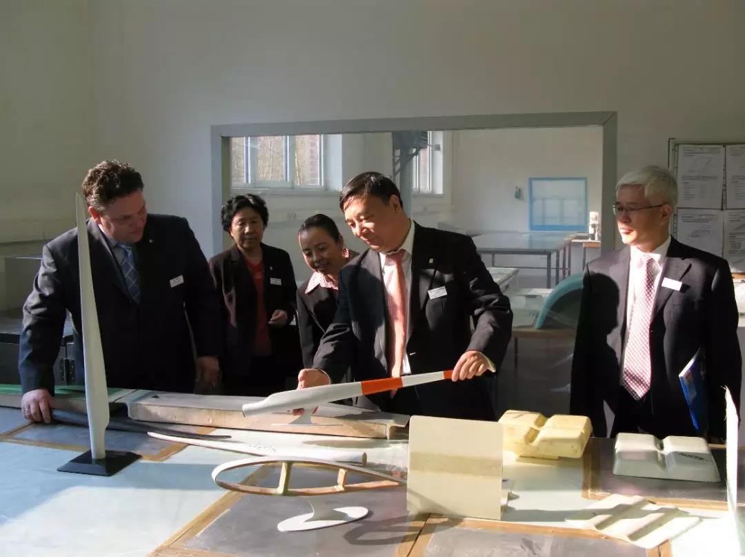 6686���� - ��ͨ�ײ�ȫ������������������