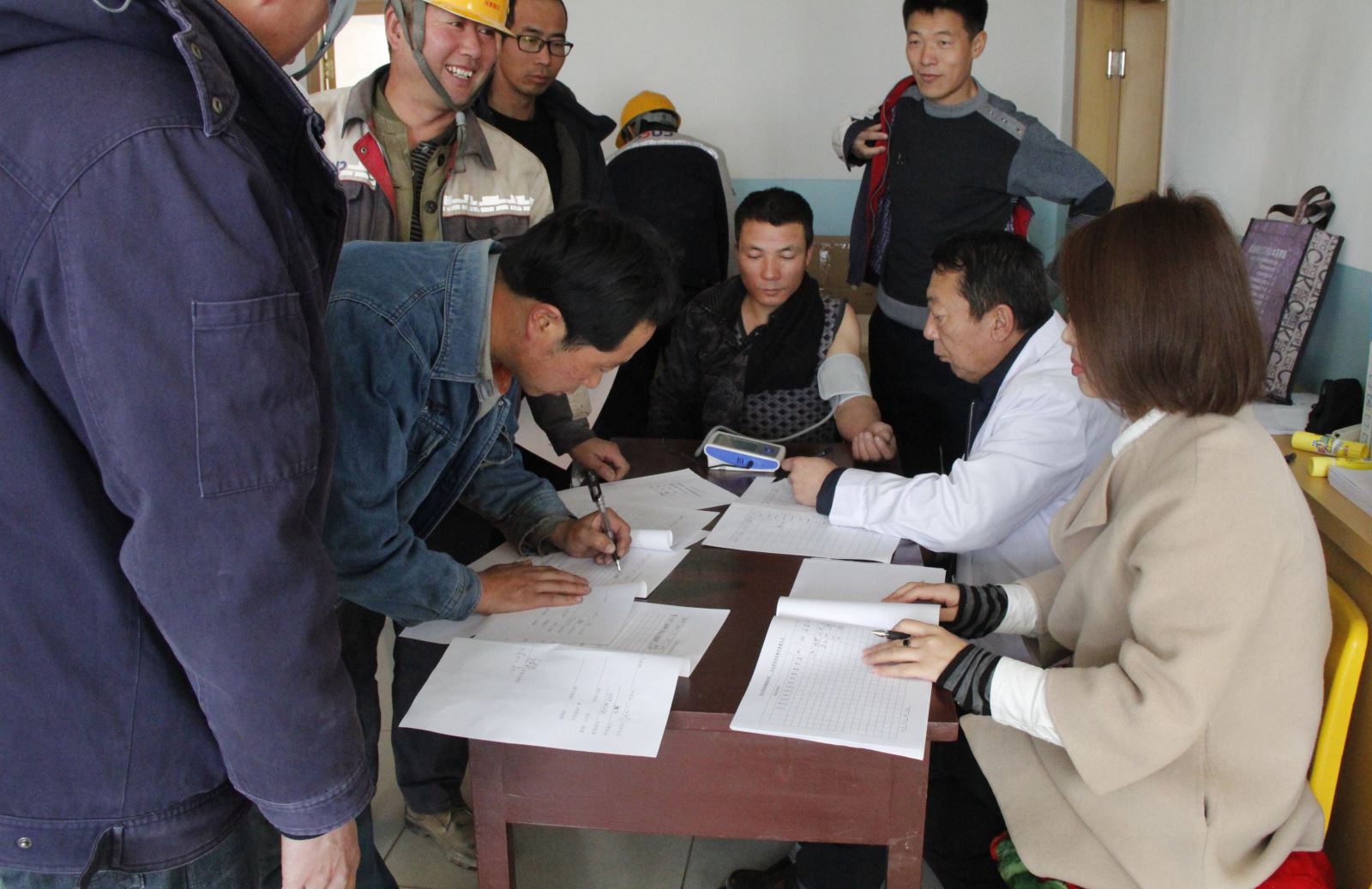 6686���� - ��ͨ�ײ�ȫ������������������