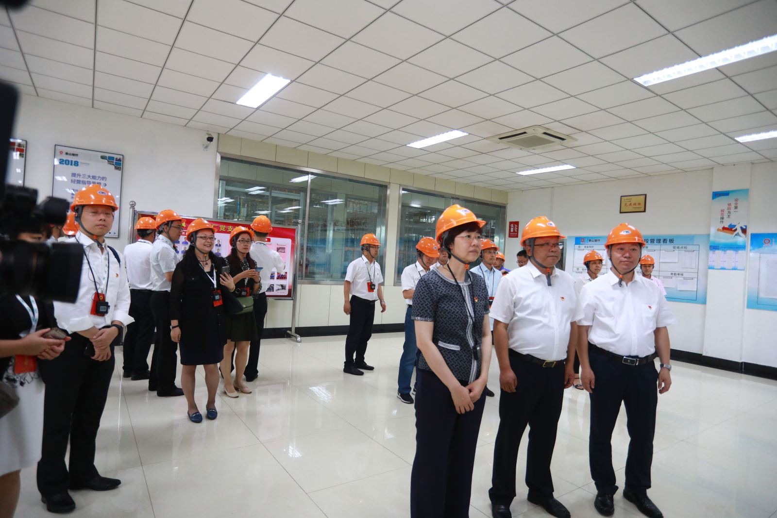 6686���� - ��ͨ�ײ�ȫ������������������