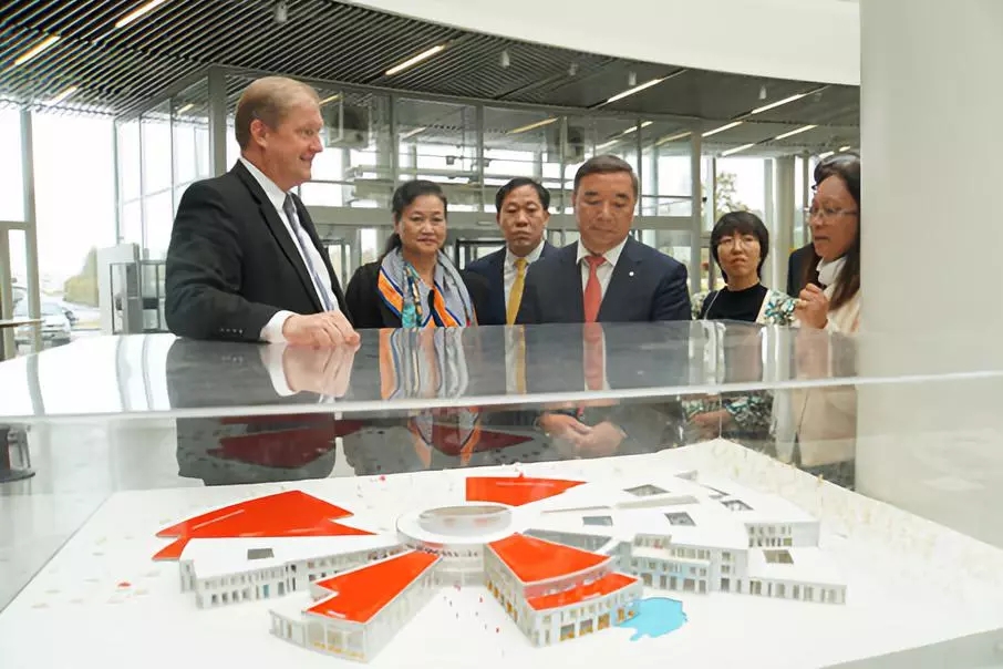 6686���� - ��ͨ�ײ�ȫ������������������