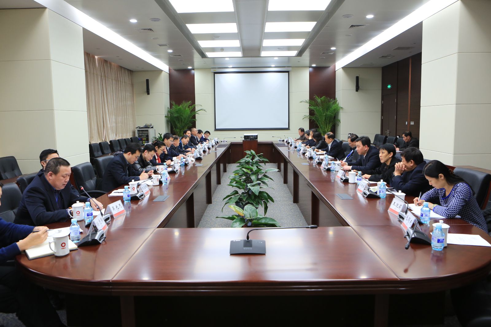 6686���� - ��ͨ�ײ�ȫ������������������