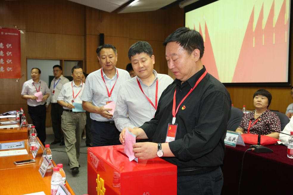 6686���� - ��ͨ�ײ�ȫ������������������