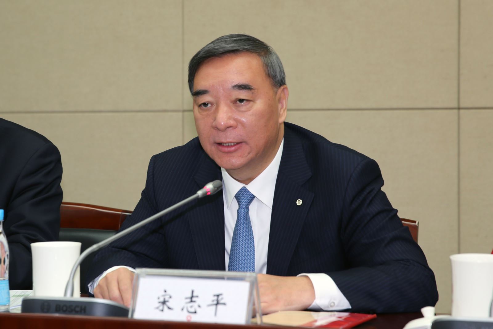 6686���� - ��ͨ�ײ�ȫ������������������