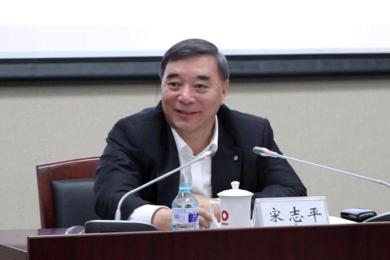 6686���� - ��ͨ�ײ�ȫ������������������