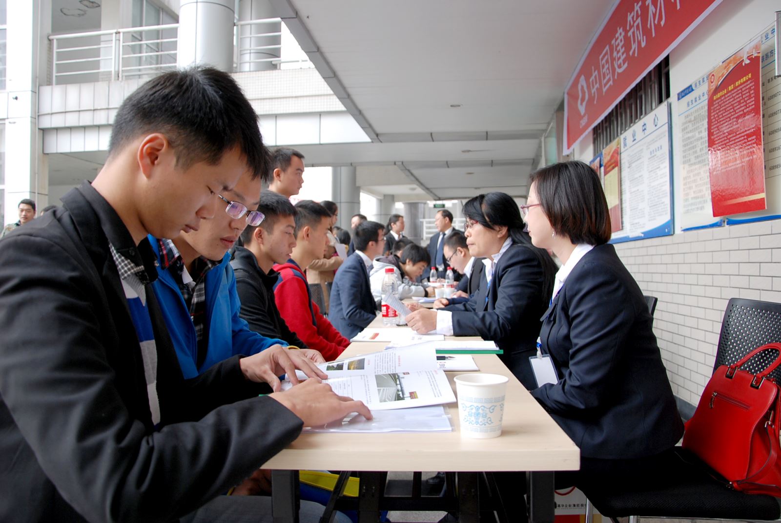 6686���� - ��ͨ�ײ�ȫ������������������