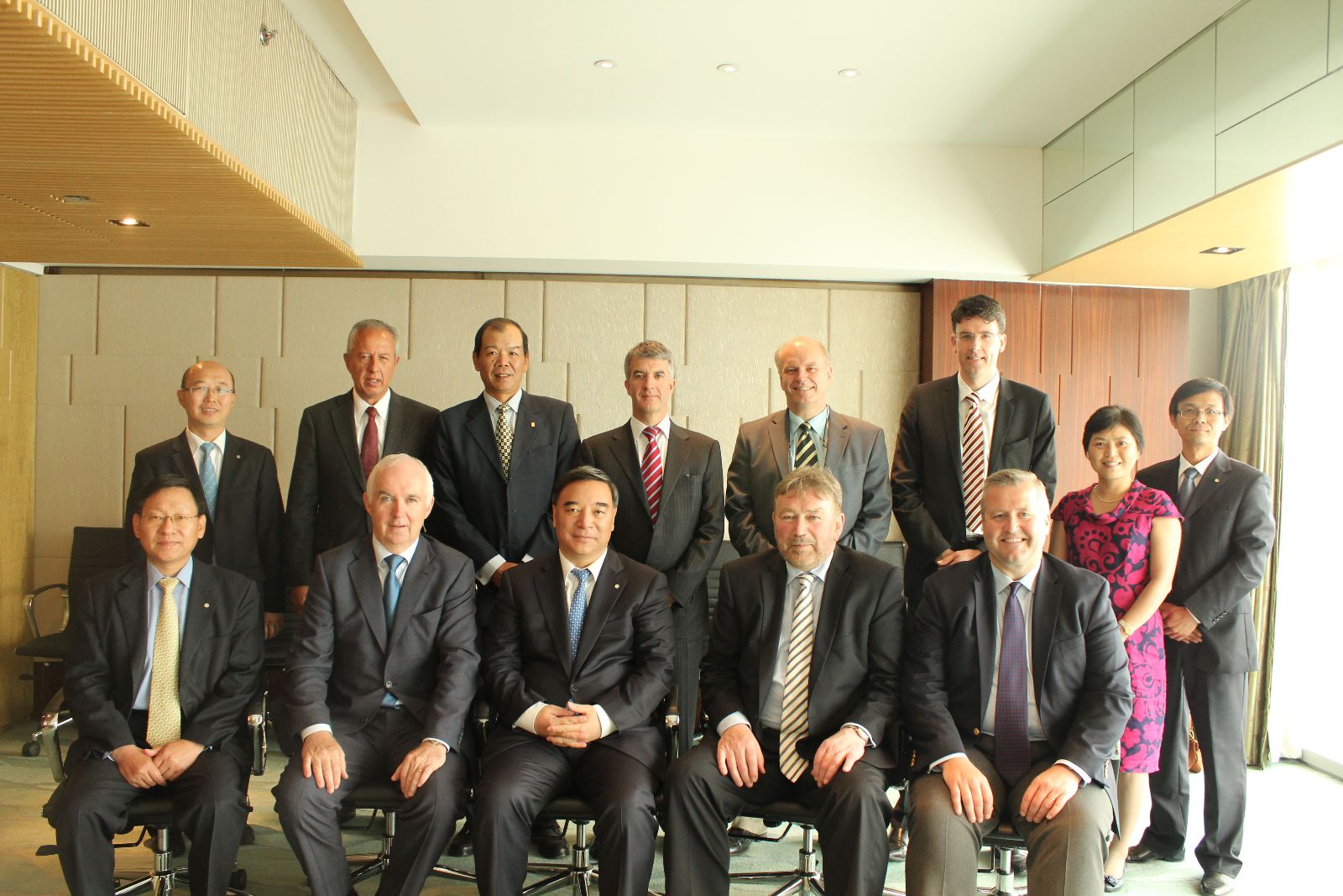 6686���� - ��ͨ�ײ�ȫ������������������