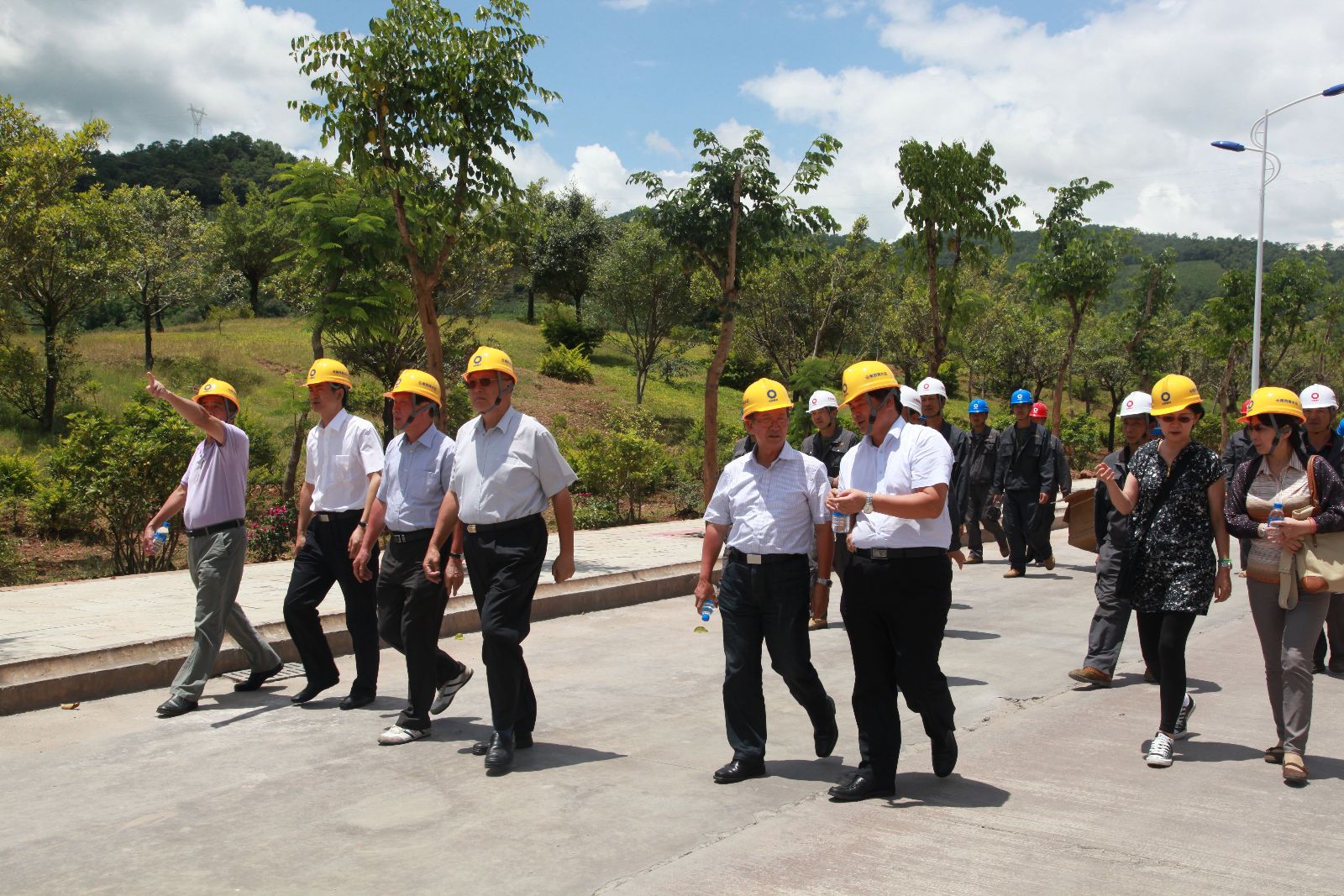 6686���� - ��ͨ�ײ�ȫ������������������