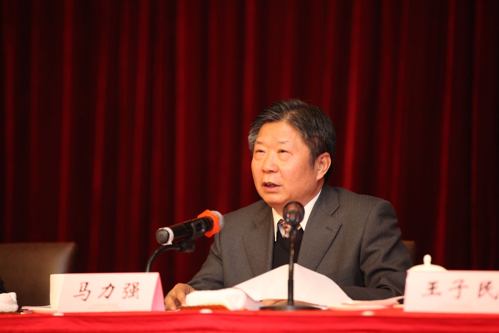 6686���� - ��ͨ�ײ�ȫ������������������