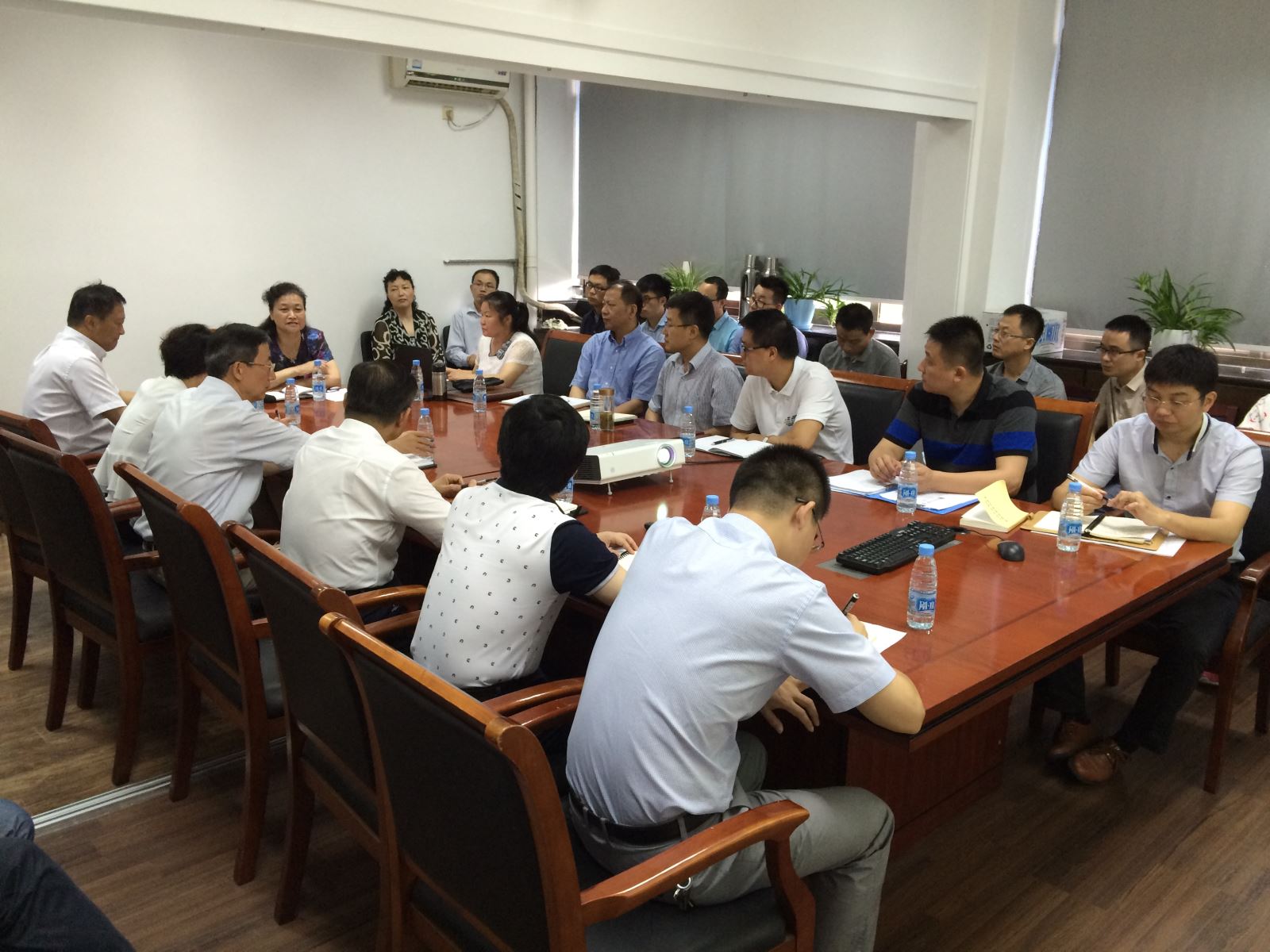 6686���� - ��ͨ�ײ�ȫ������������������