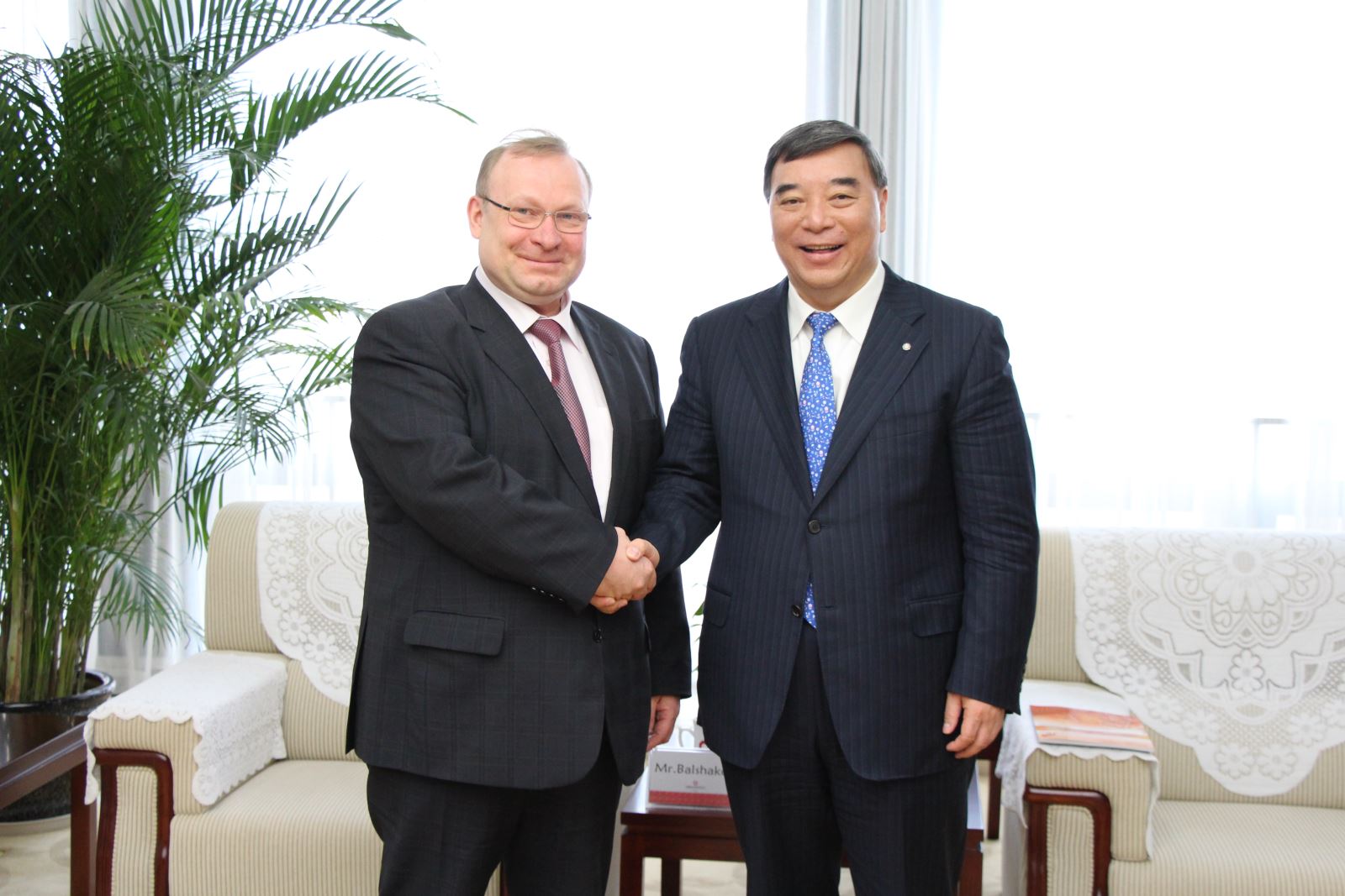 6686���� - ��ͨ�ײ�ȫ������������������