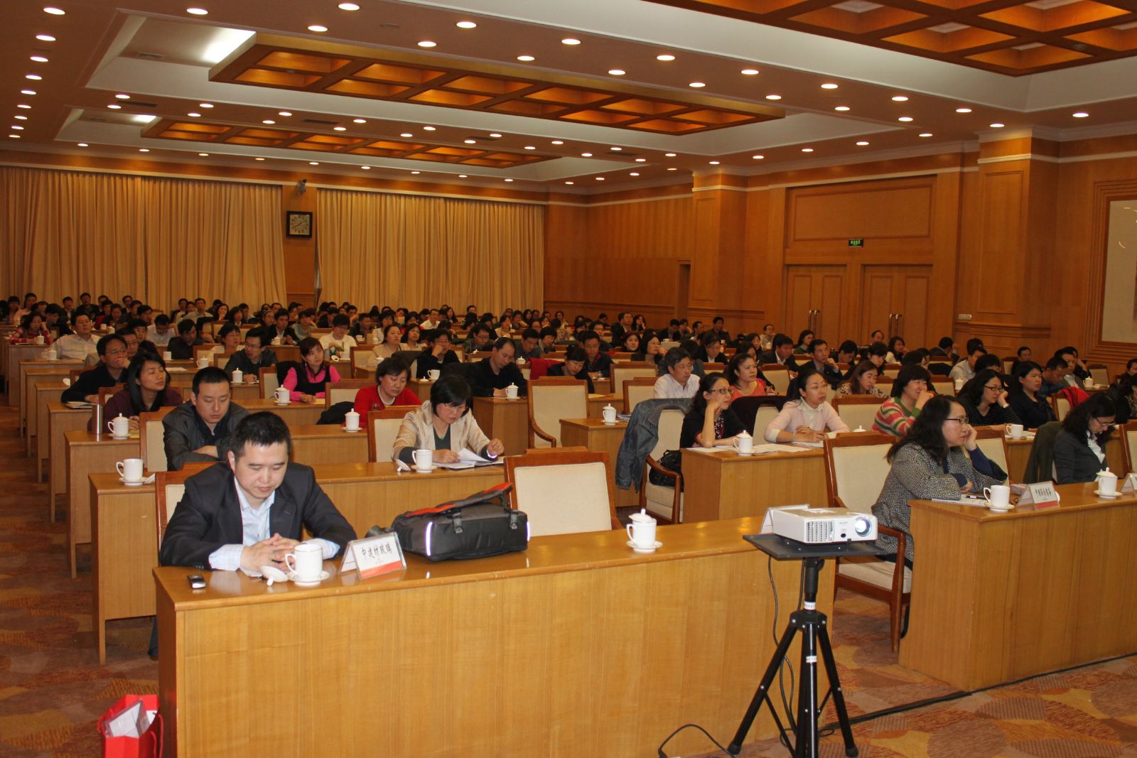 6686���� - ��ͨ�ײ�ȫ������������������