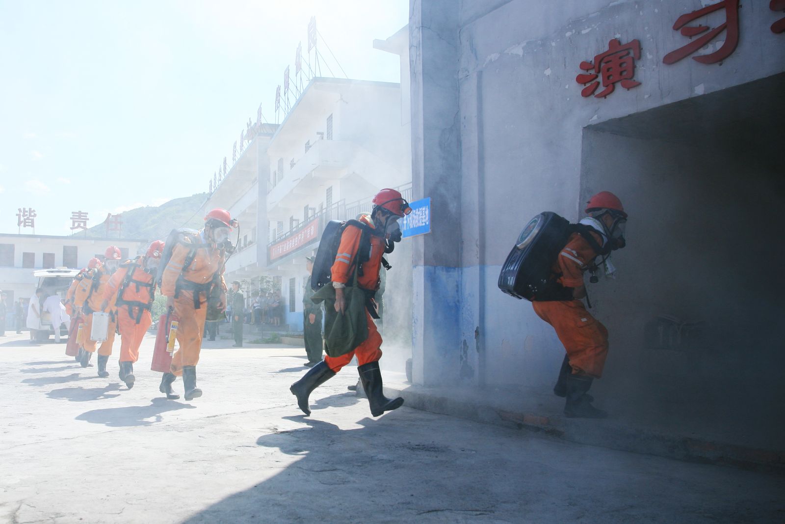 6686���� - ��ͨ�ײ�ȫ������������������