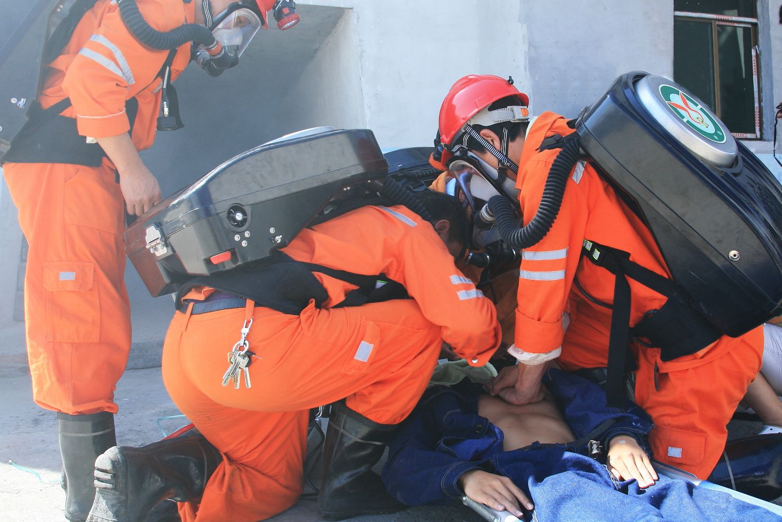 6686���� - ��ͨ�ײ�ȫ������������������