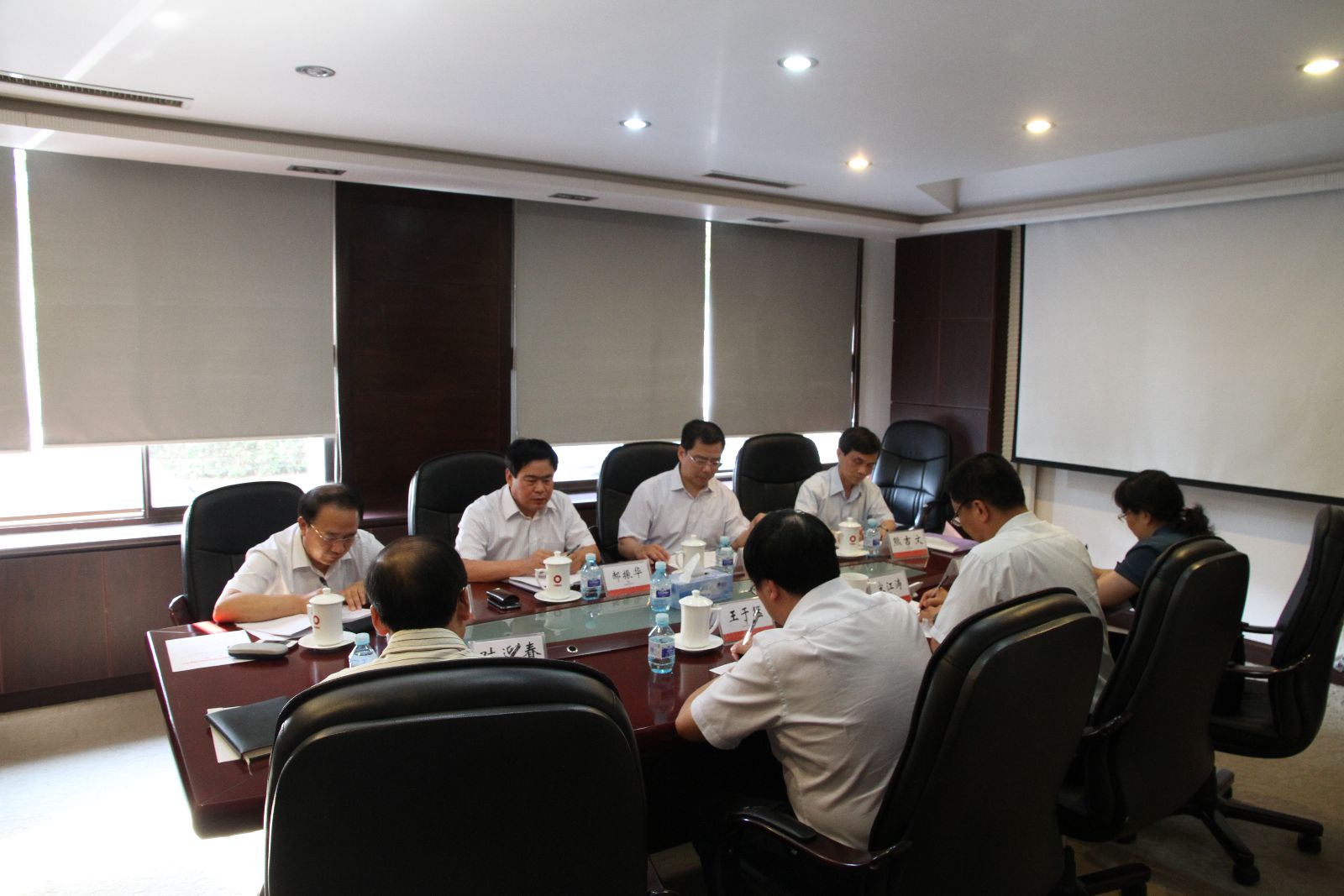 6686���� - ��ͨ�ײ�ȫ������������������