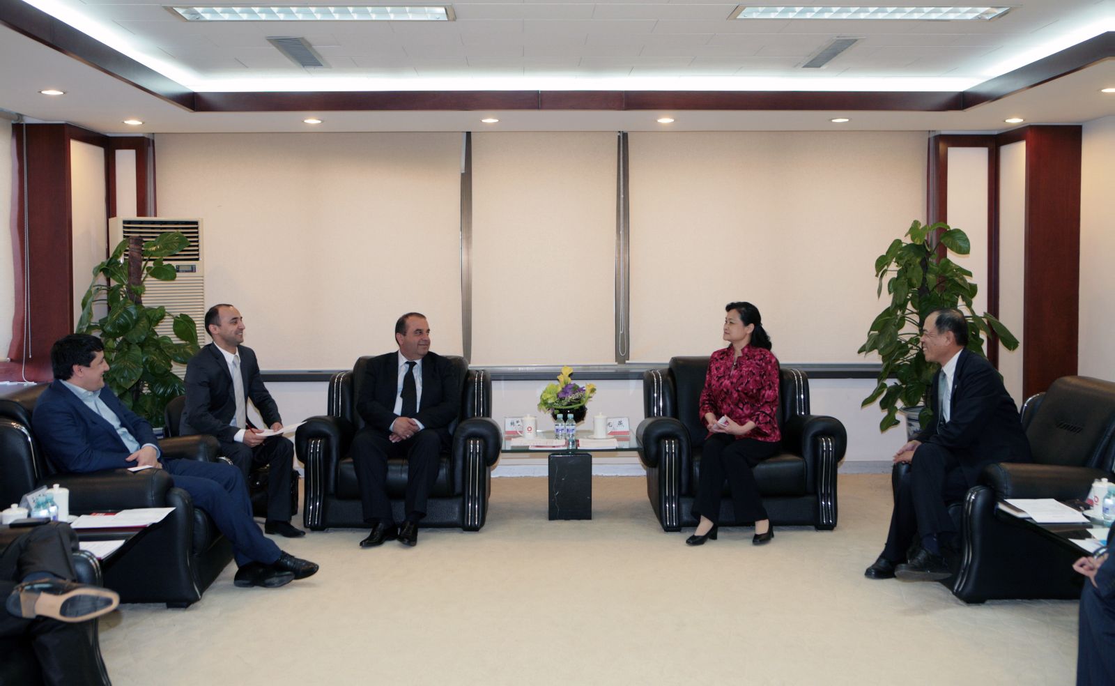 6686���� - ��ͨ�ײ�ȫ������������������