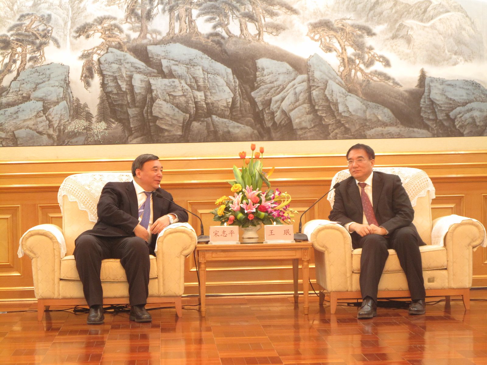 6686���� - ��ͨ�ײ�ȫ������������������