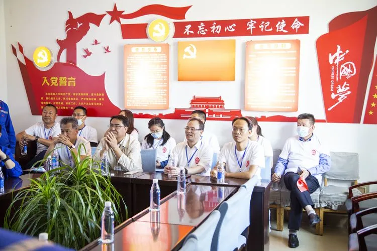 6686���� - ��ͨ�ײ�ȫ������������������