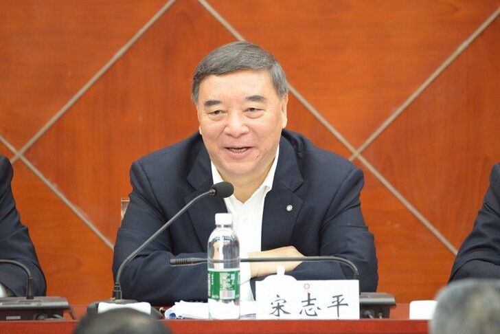 6686���� - ��ͨ�ײ�ȫ������������������