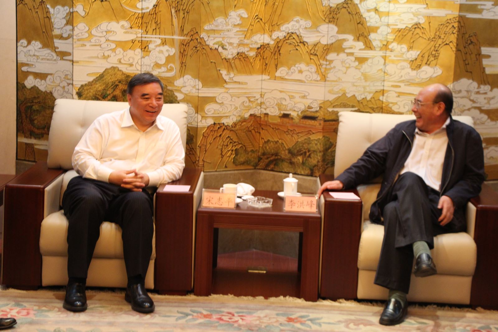 6686���� - ��ͨ�ײ�ȫ������������������